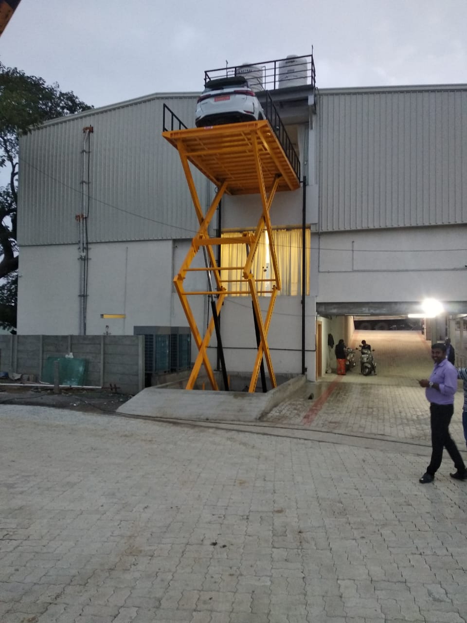 Battery Operated Pallet Truck - BOPT 2T